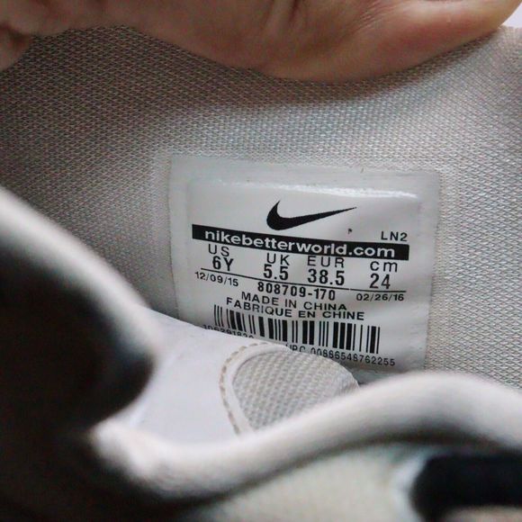 Nike LeBron XIII ELITE GOLD BASKETBALL SHOES KIDS YOUTH SIZE 6y 808709 170 - Picture 5 of 12